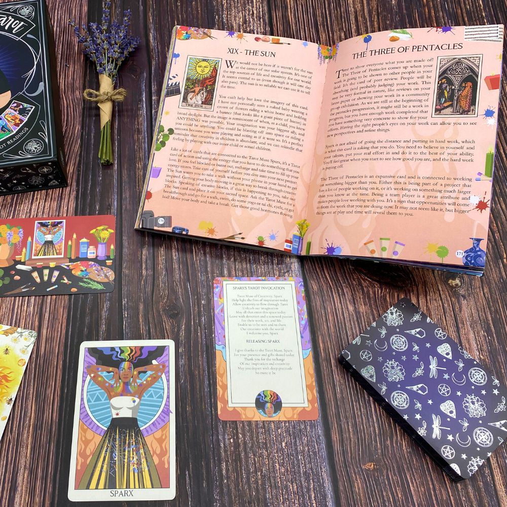 The Muses of Tarot Collectible Box Set:Deluxe Full-Color Guidebook and 46  Beauty